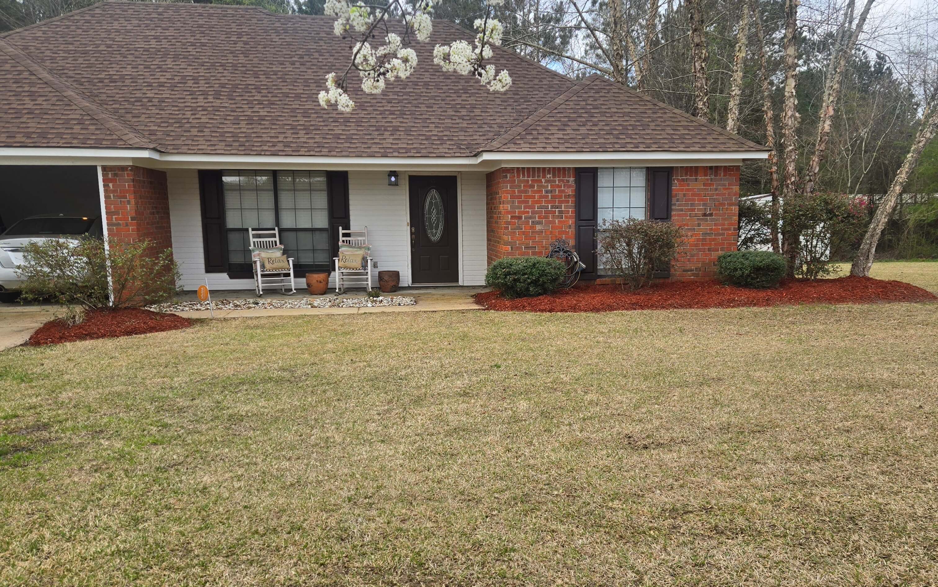 Yard Cleanup & Edging